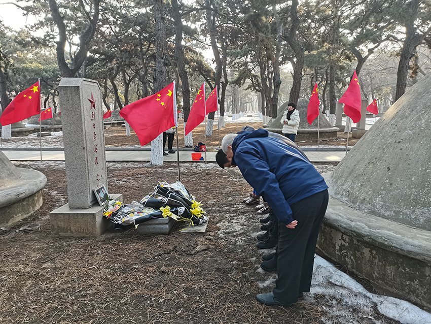 春節(jié)期間沈陽抗美援朝烈士陵園祭掃人數(shù)增長近10倍，外地參觀者居多